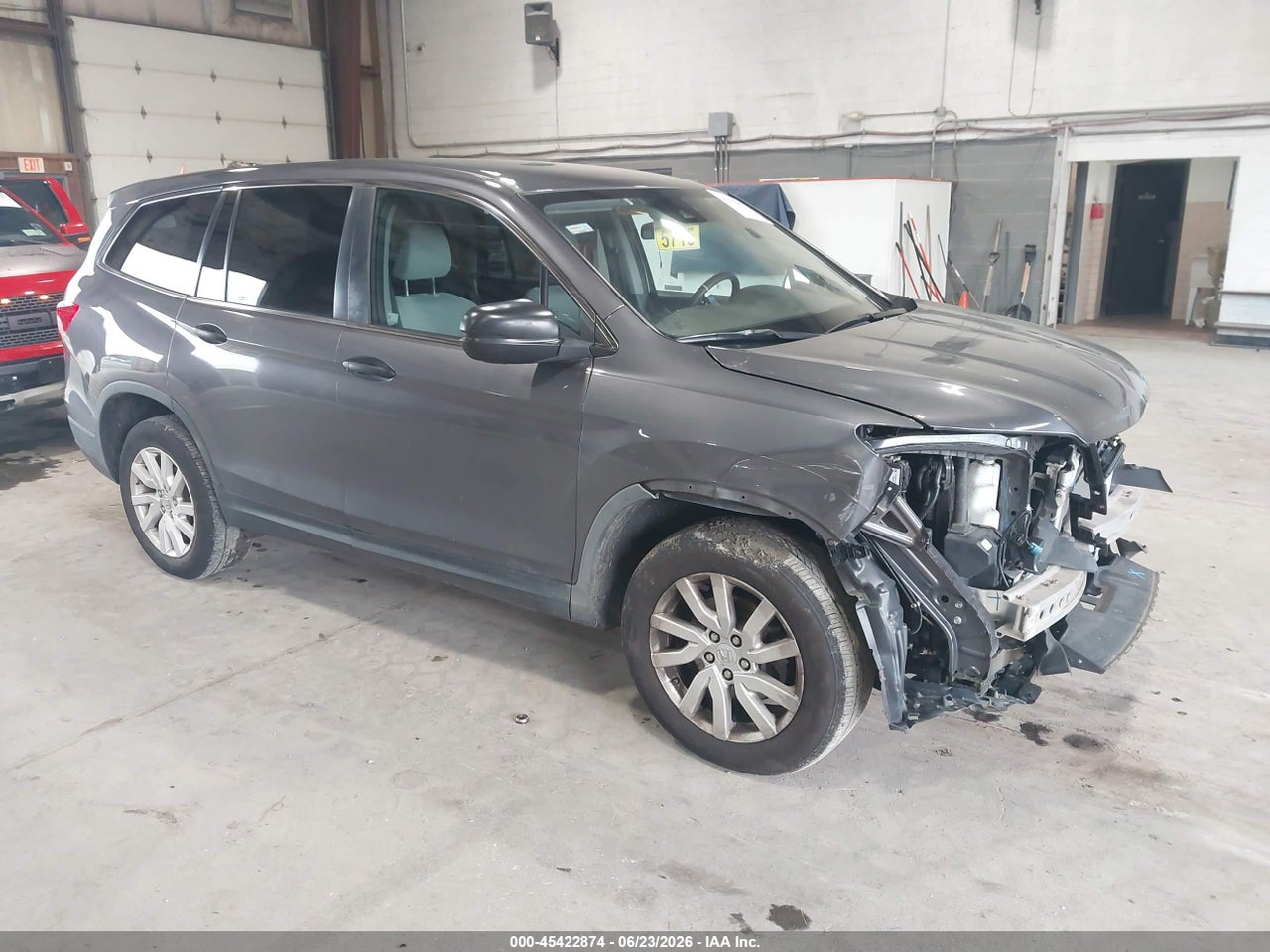 5FNYF6H12KB****** · 2019 HONDA PILOT LX