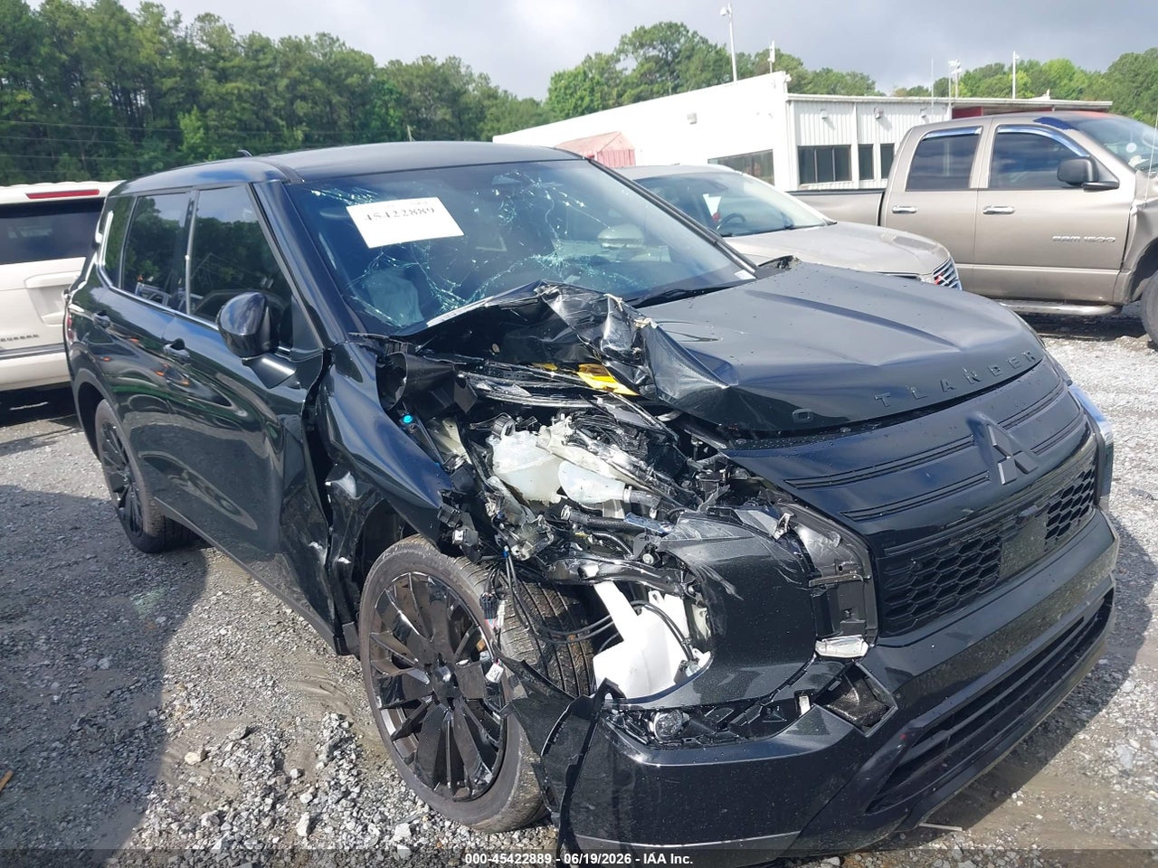 2026 MITSUBISHI OUTLANDER LE 2.5 2WD/SE 2.5 2WD