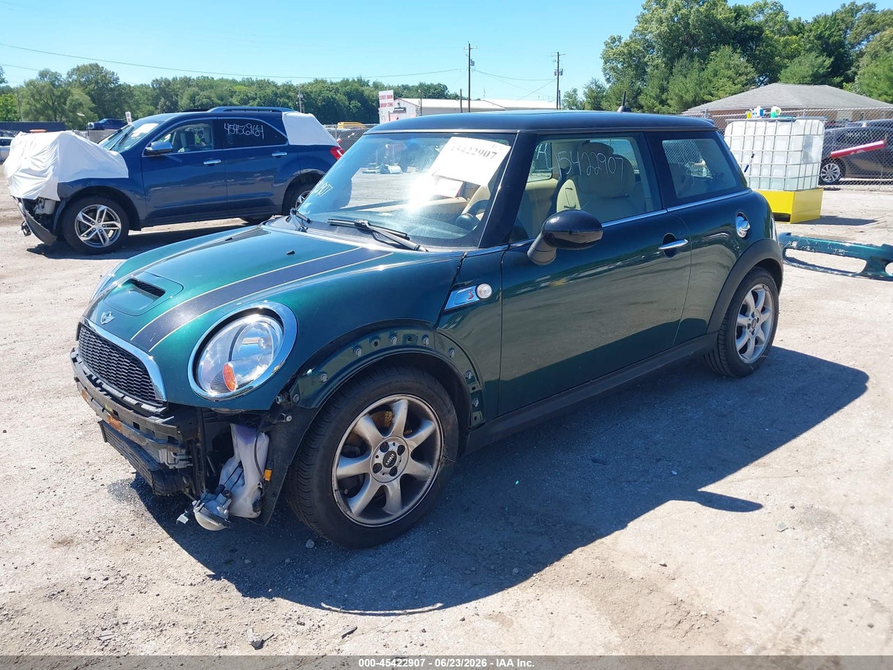 2010 MINI COOPER S   · 2/11