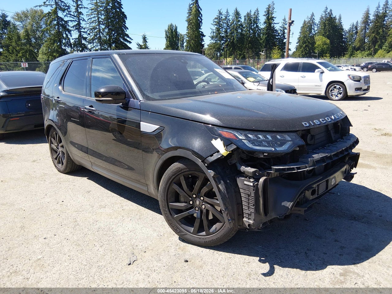 SALRT2RV4JA****** · 2018 LAND ROVER DISCOVERY HSE LUXURY