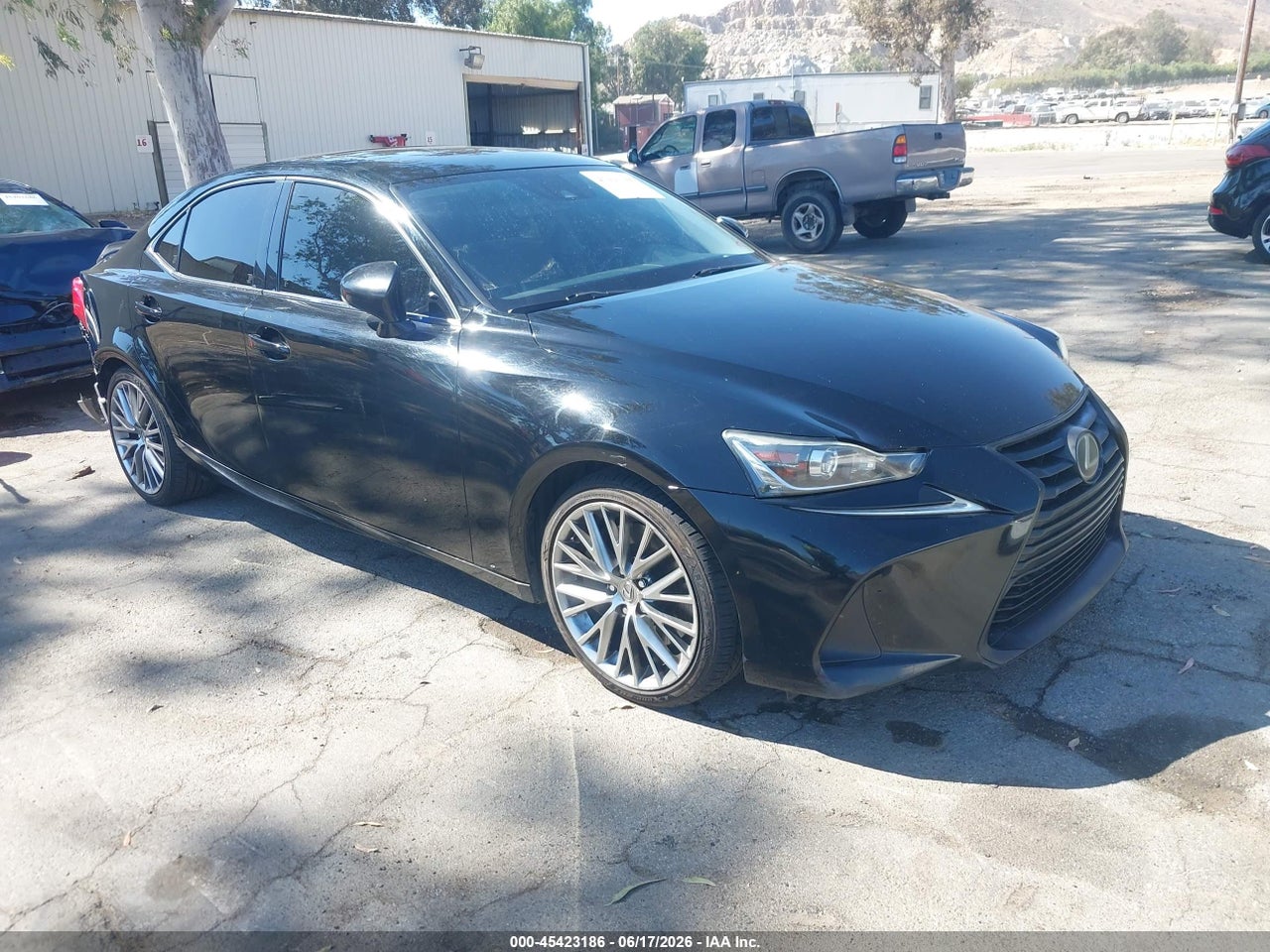 JTHBA1D29H5****** · 2017 LEXUS IS 200T