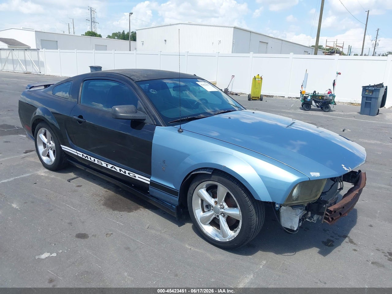 1ZVFT82H675****** · 2007 FORD MUSTANG GT DELUXE/GT PREMIUM