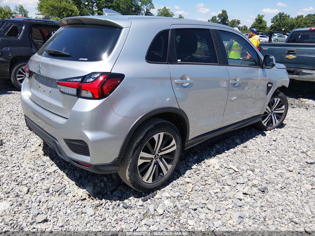 2025 MITSUBISHI OUTLANDER SPORT 2.0 ES AWC/2.0 LE AWC/2.0 S AWC/2.0 SE AWC/2.0 TRAIL EDITION AWC · 4/11