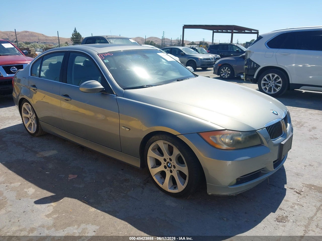 WBAVB33546K****** · 2006 BMW 330I