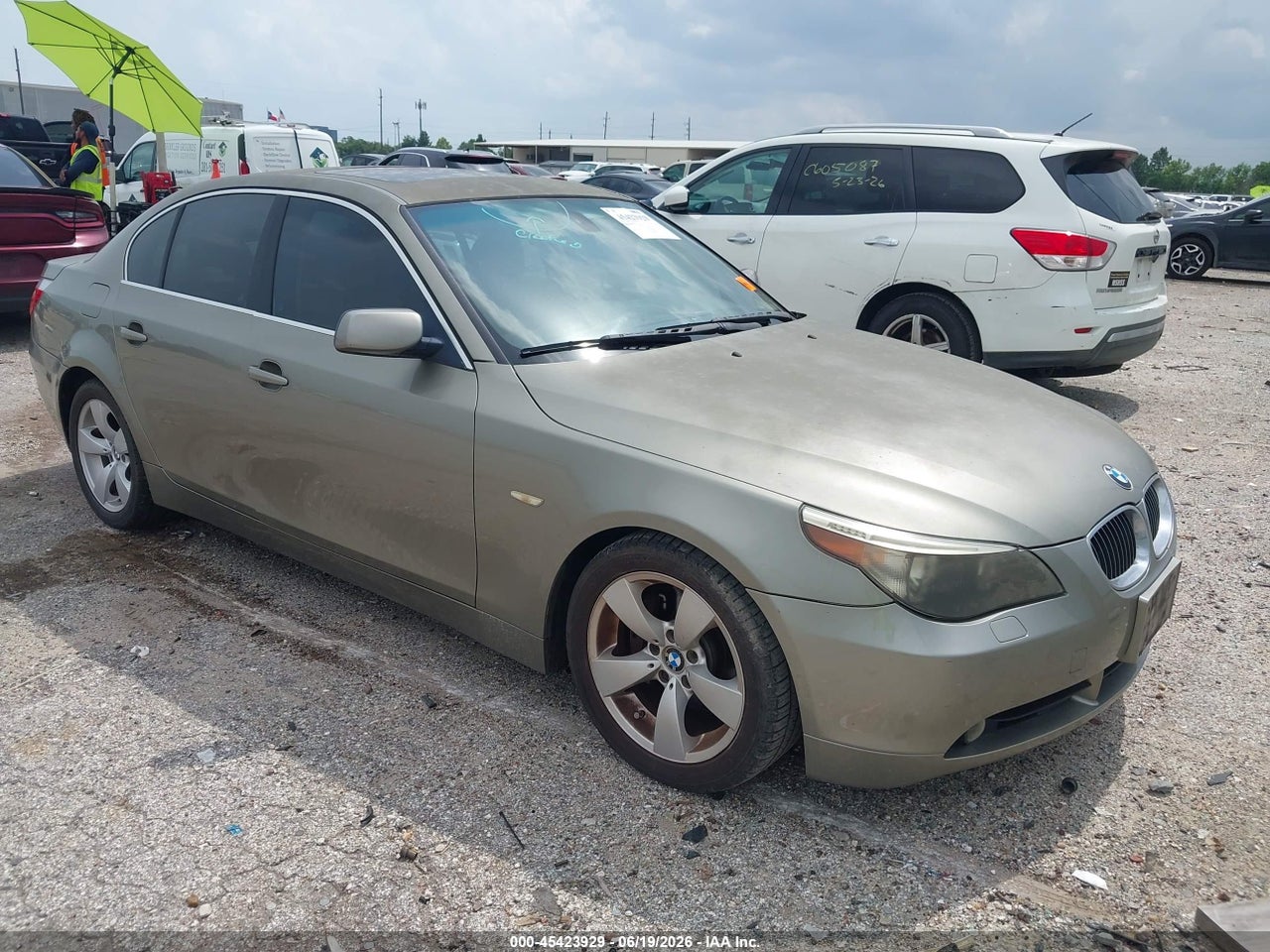 WBANE53537C****** · 2007 BMW 525I