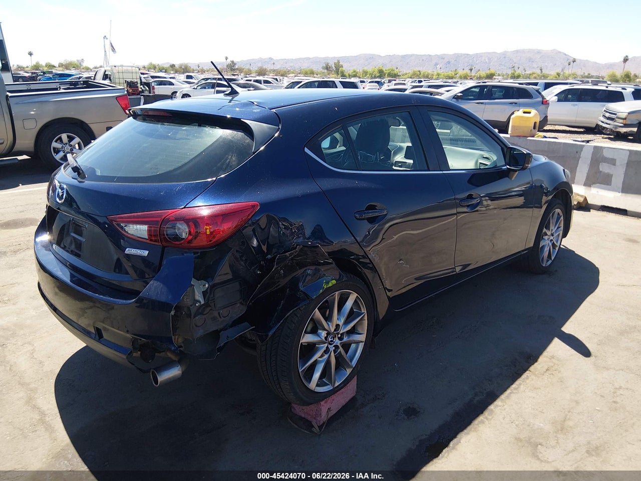 2018 MAZDA MAZDA3 TOURING · 4/11