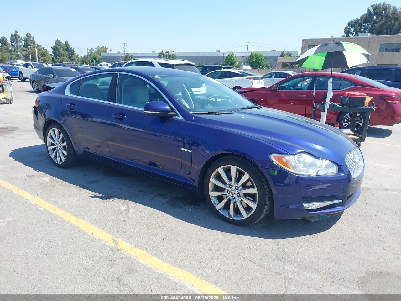 SAJWA0GB6AL****** · 2010 JAGUAR XF PREMIUM