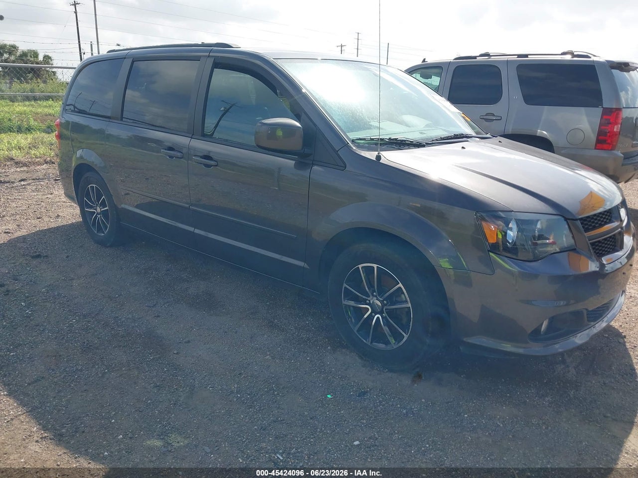 2C4RDGEG0FR****** · 2015 DODGE GRAND CARAVAN R/T