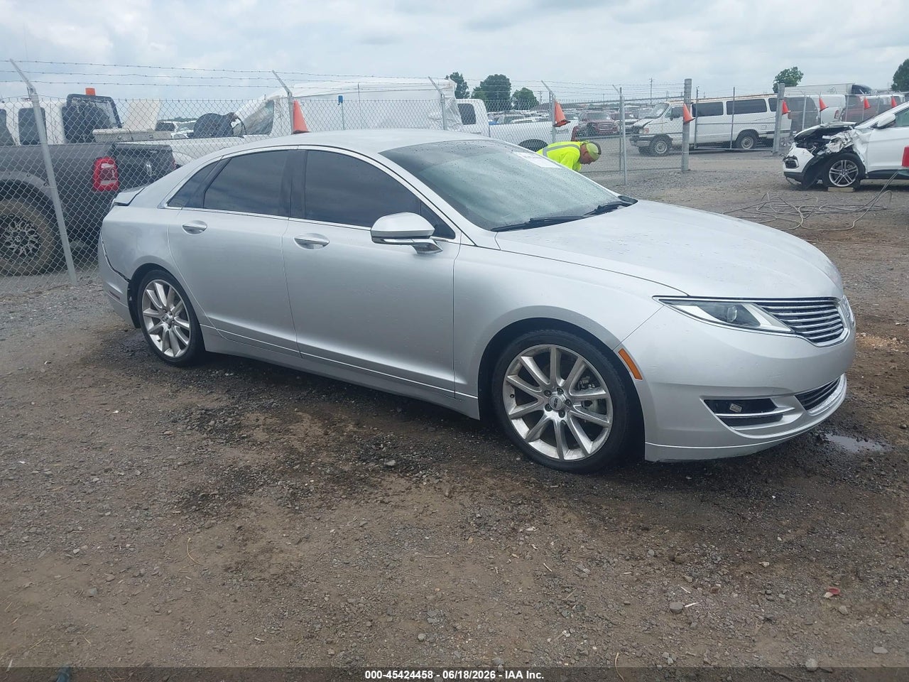 3LN6L2LU8FR****** · 2015 LINCOLN MKZ HYBRID
