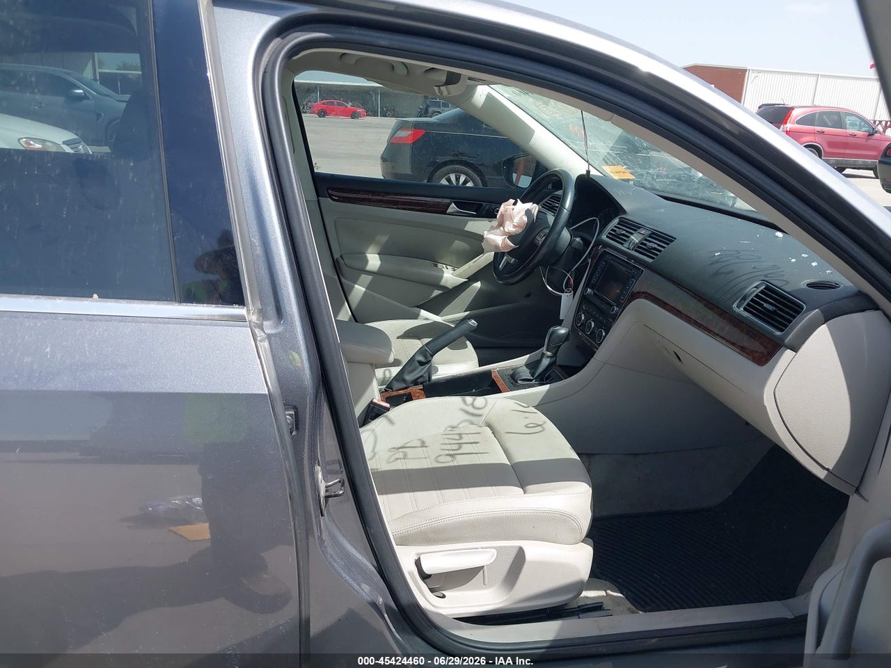 2012 VOLKSWAGEN PASSAT 2.5L SEL · 5/11