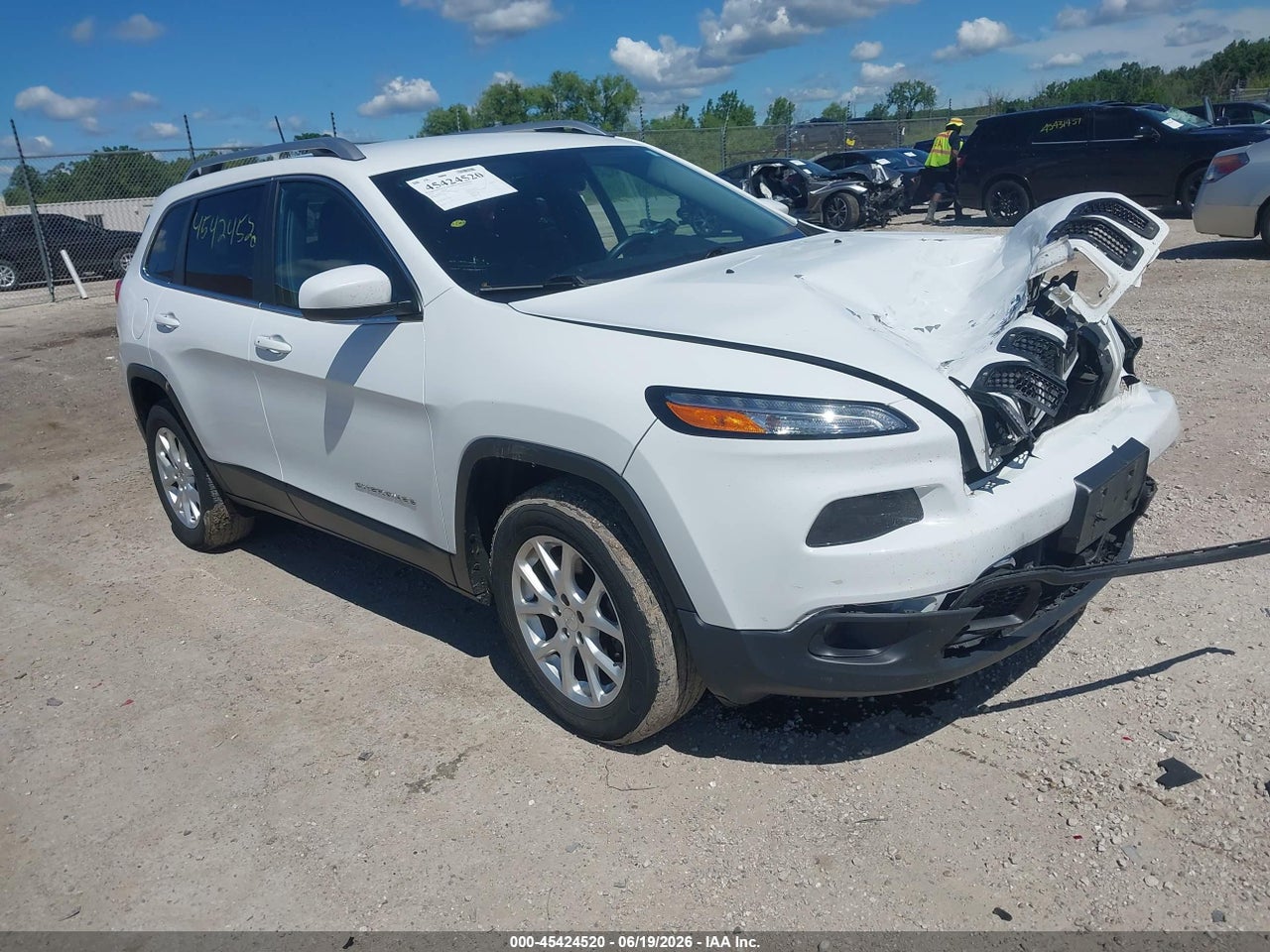 1C4PJMCS5GW****** · 2016 JEEP CHEROKEE LATITUDE