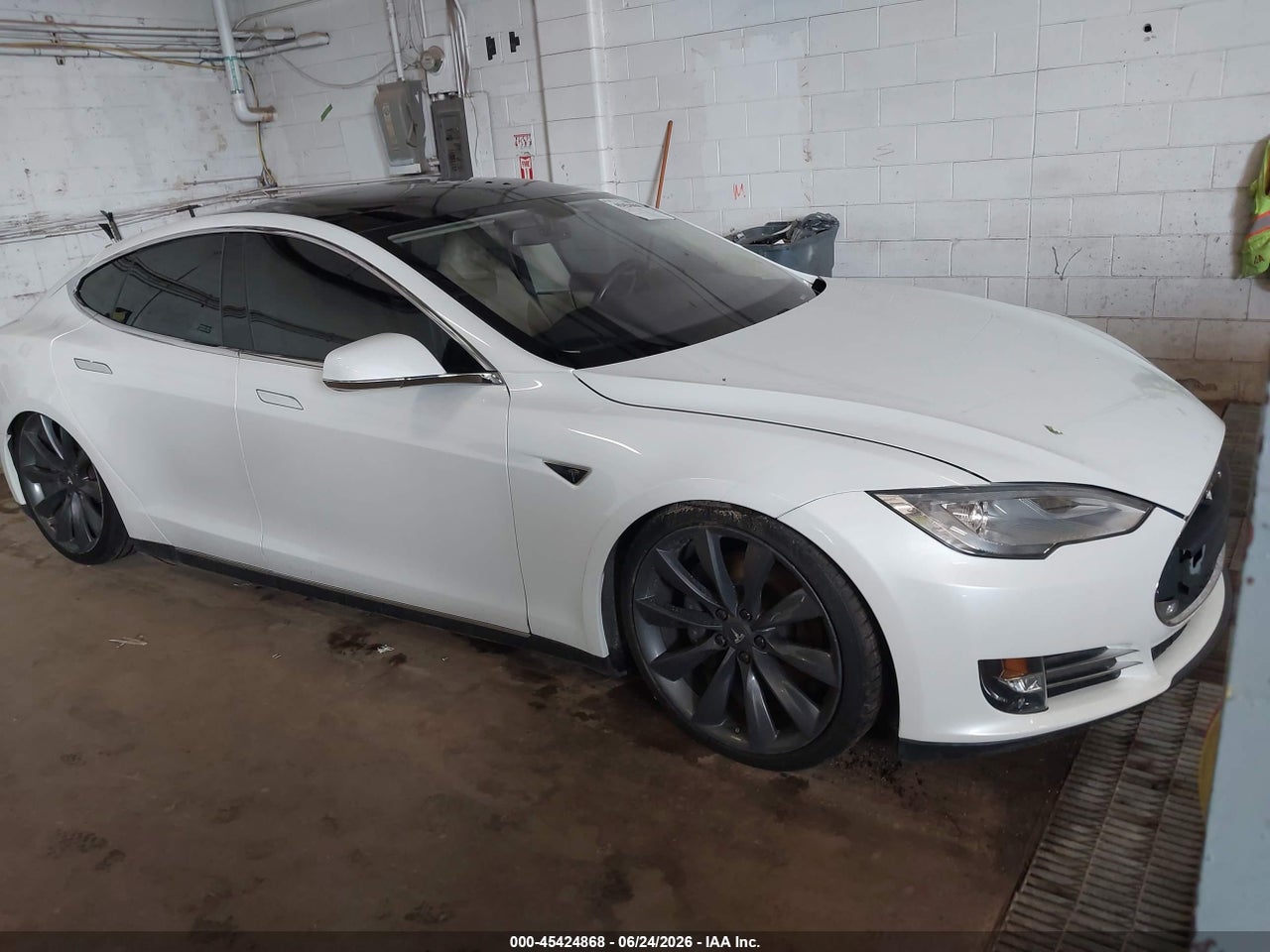 5YJSA1CPXCF****** · 2012 TESLA MODEL S PERFORMANCE/SIGNATURE PERFORMANCE