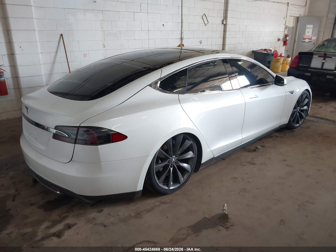 2012 TESLA MODEL S PERFORMANCE/SIGNATURE PERFORMANCE · 4/10