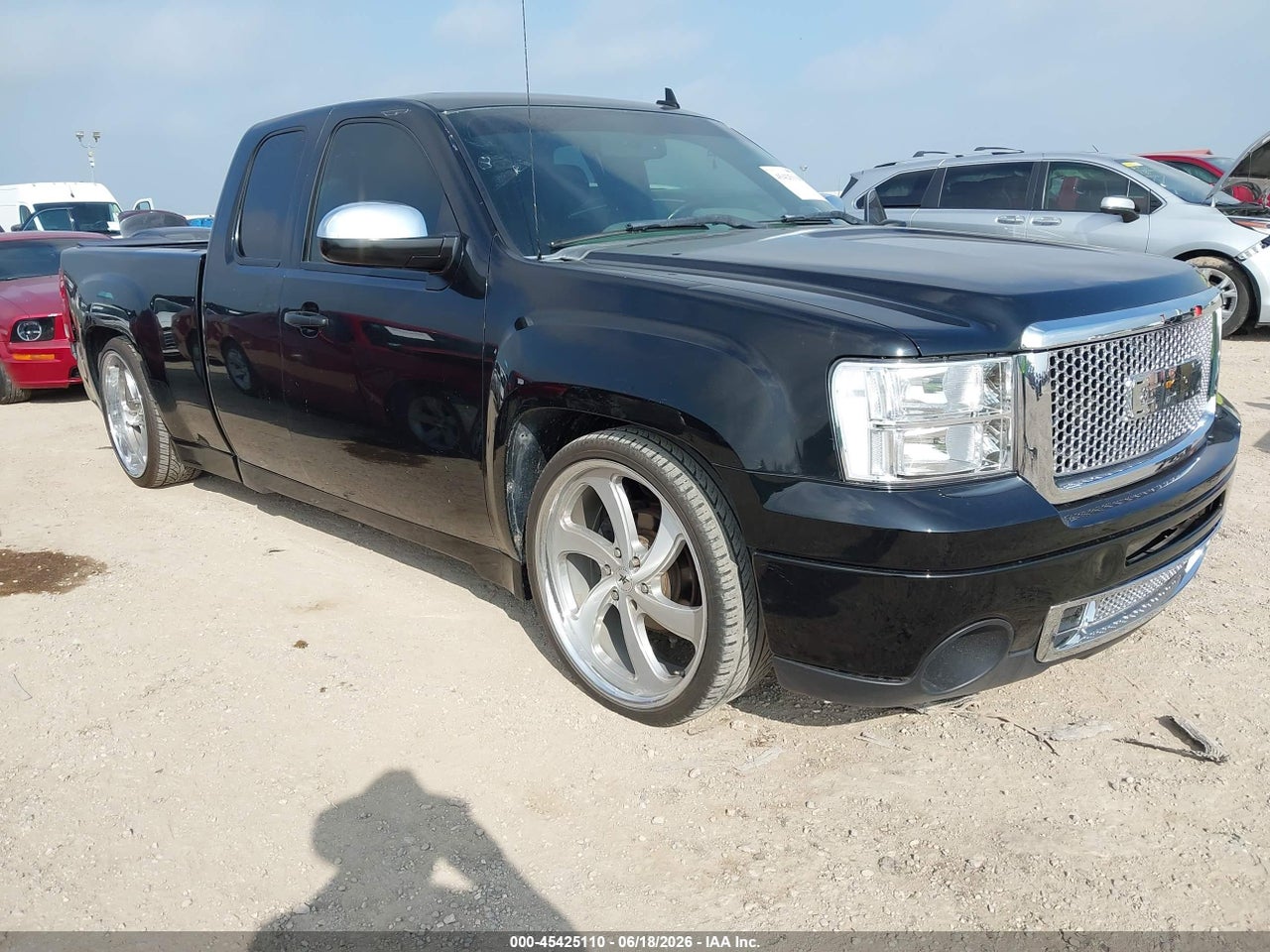 1GTR1VE06BZ****** · 2011 GMC SIERRA 1500 SLE