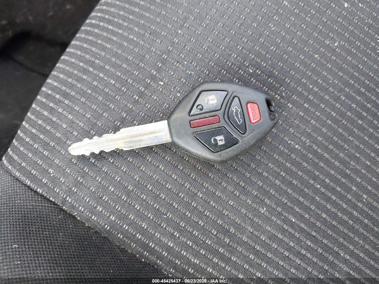 JA32U2FUXBU****** · 2011 MITSUBISHI LANCER ES · 11/11