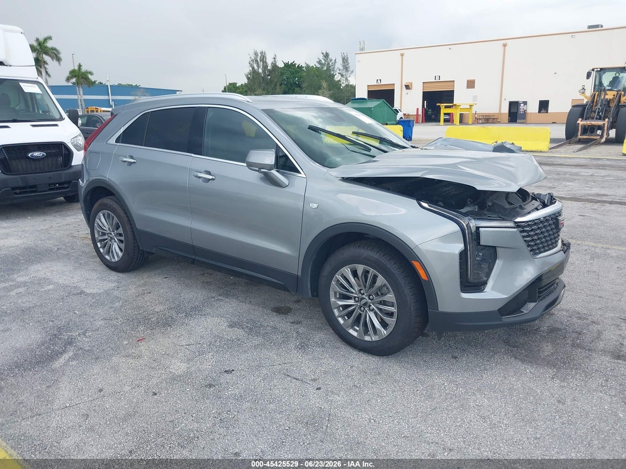 1GYFZCR42RF****** · 2024 CADILLAC XT4 FWD PREMIUM LUXURY