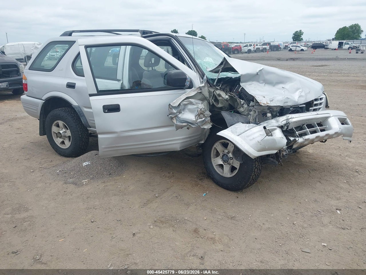 4S2CM58W4X4****** · 1999 ISUZU RODEO LS/LSE/S