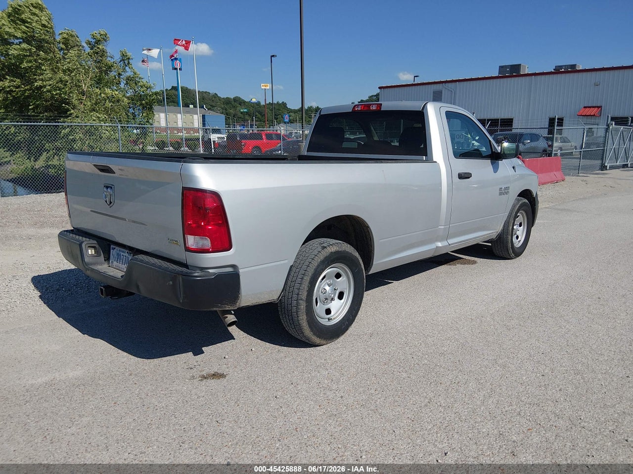 2017 RAM 1500 TRADESMAN  4X2 8' BOX · 4/11
