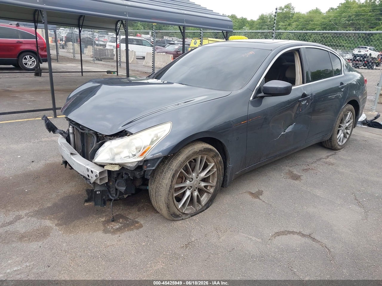 2012 INFINITI G37X · 2/11