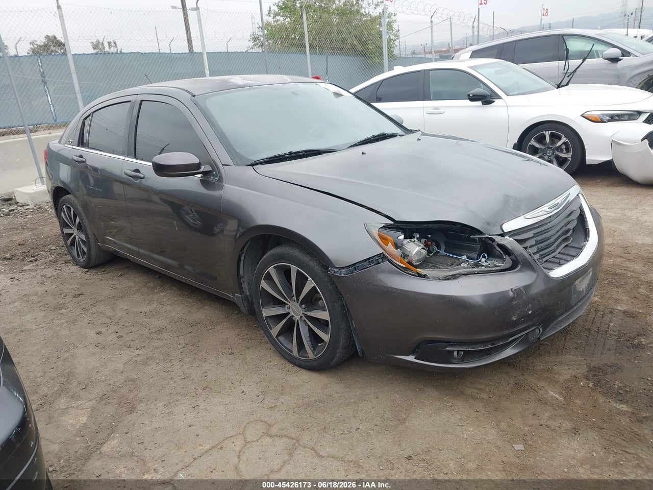1C3CCBBG7EN****** · 2014 CHRYSLER 200 TOURING