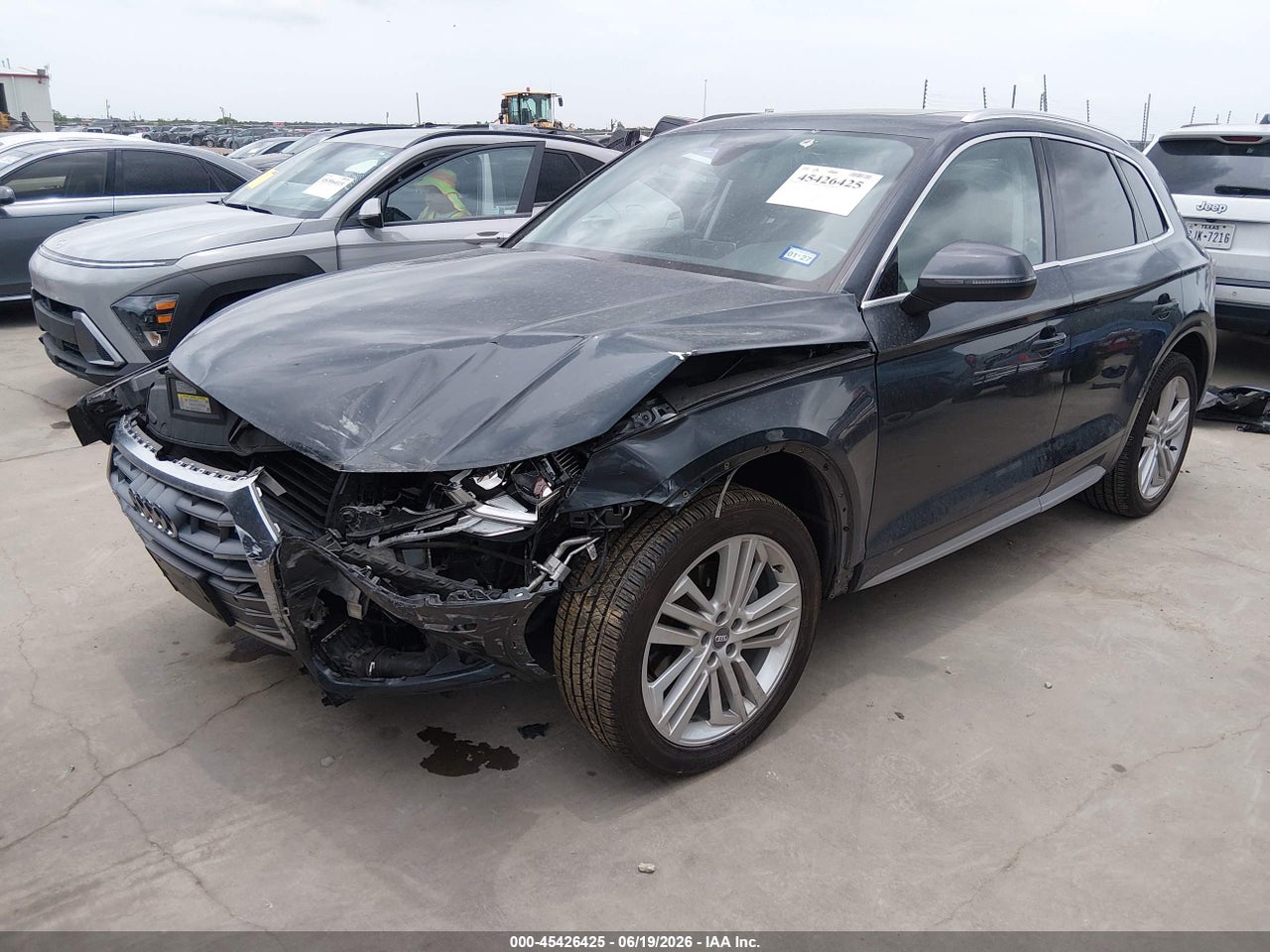 2019 AUDI Q5 45 PREMIUM · 2/11