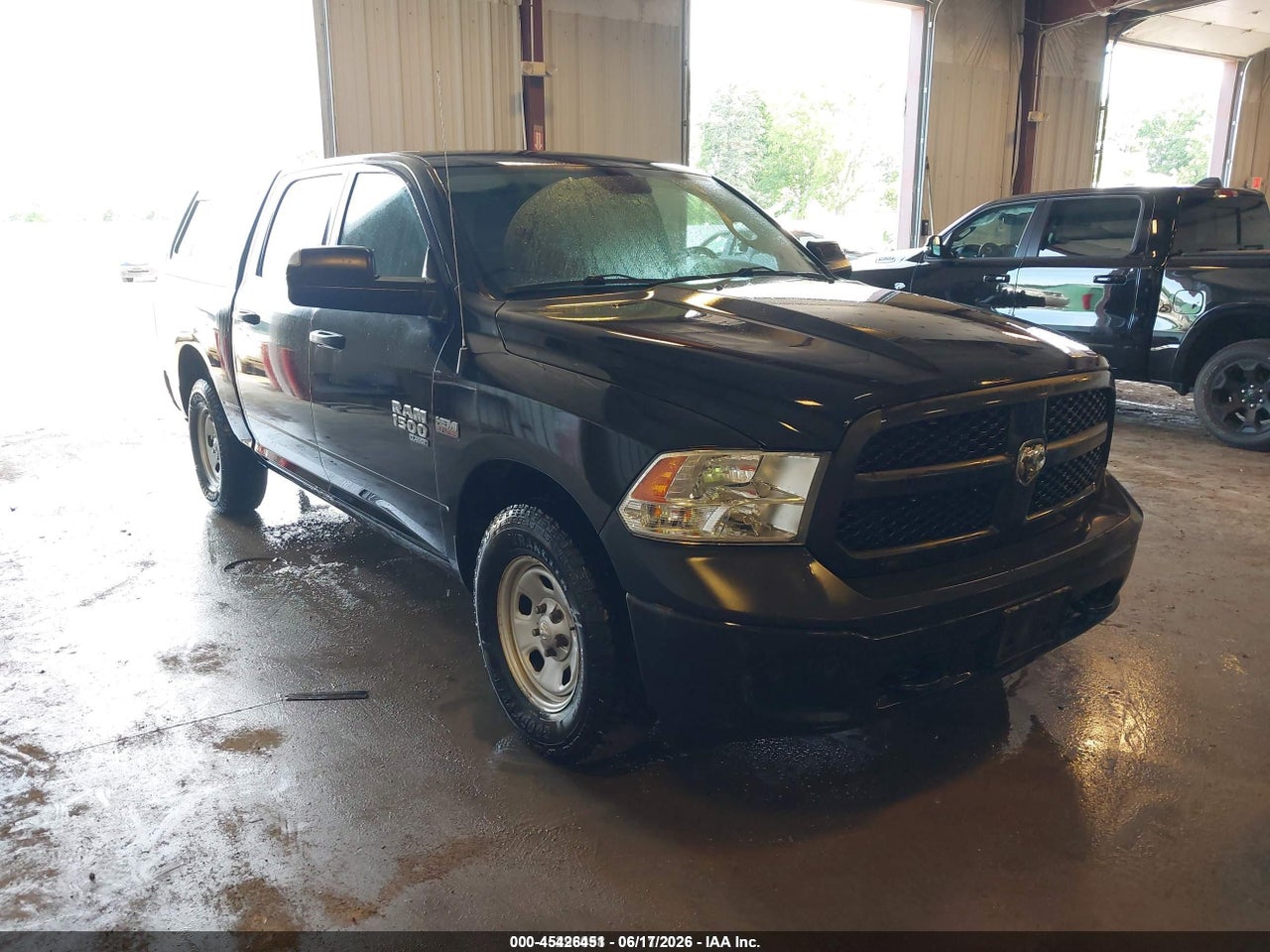 1C6RR7KT4KS****** · 2019 RAM 1500 CLASSIC TRADESMAN  4X4 5'7 BOX