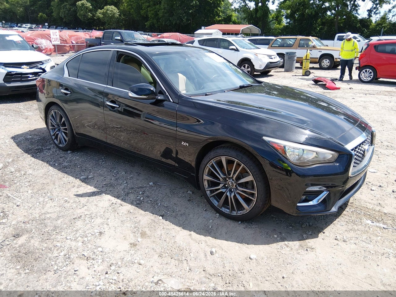 JN1CV7AP7JM****** · 2018 INFINITI Q50 2.0T LUXE