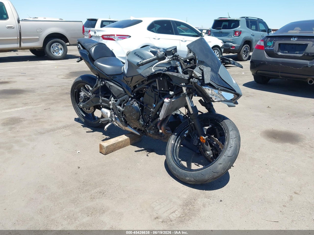 ML5EXEP18RD****** · 2024 KAWASAKI EX650 P