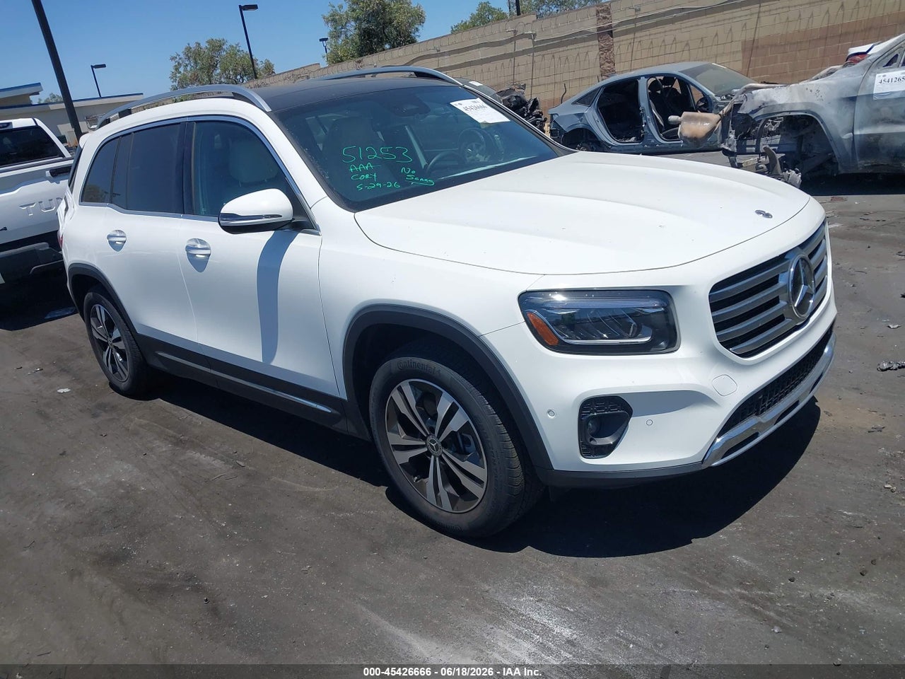 W1N4M4HB2SW****** · 2025 MERCEDES-BENZ GLB 250 4MATIC