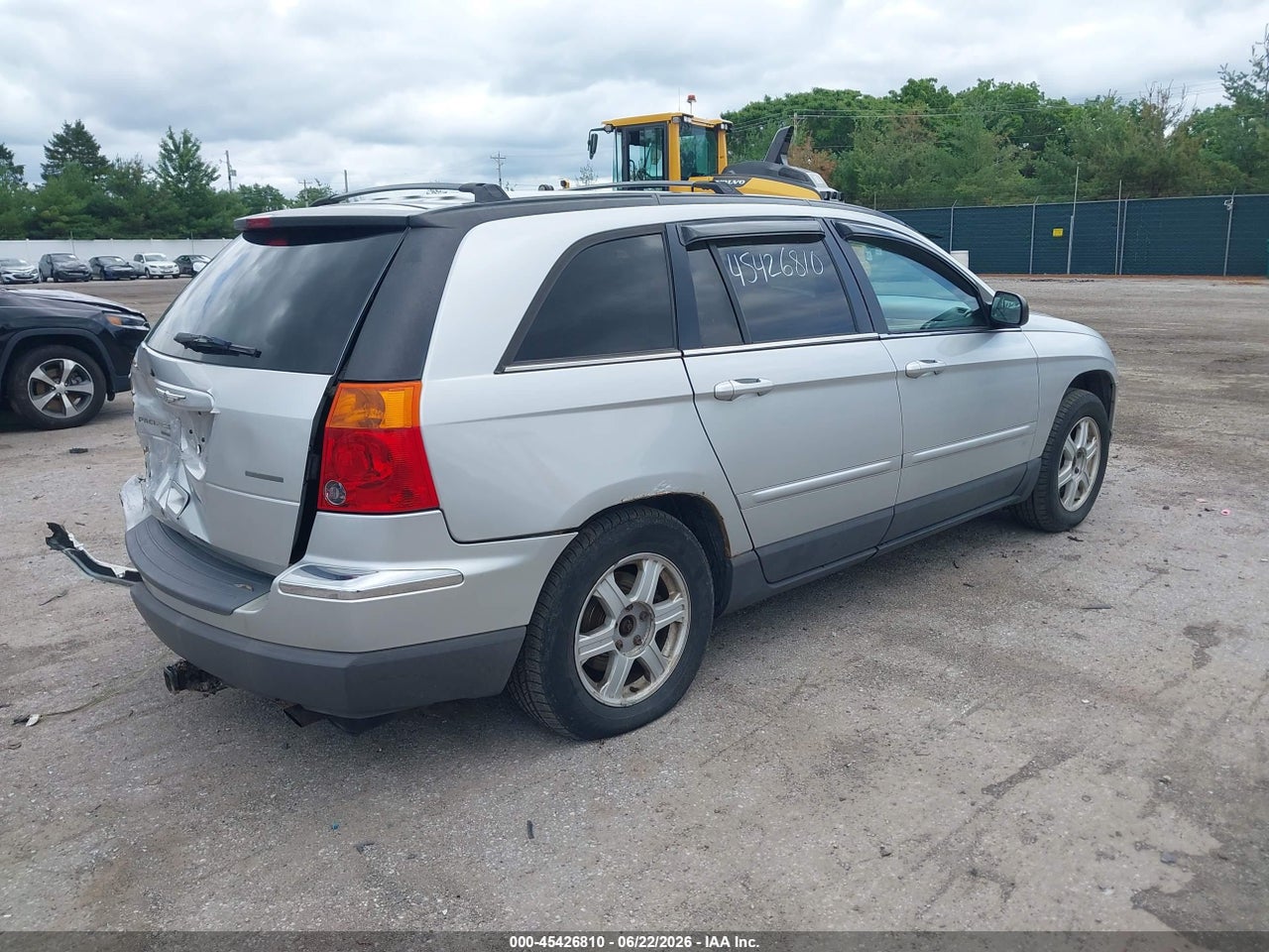 2005 CHRYSLER PACIFICA TOURING · 4/11