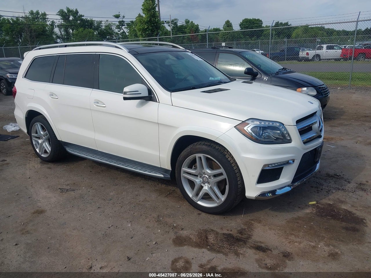 4JGDF7DEXFA****** · 2015 MERCEDES-BENZ GL 550 4MATIC