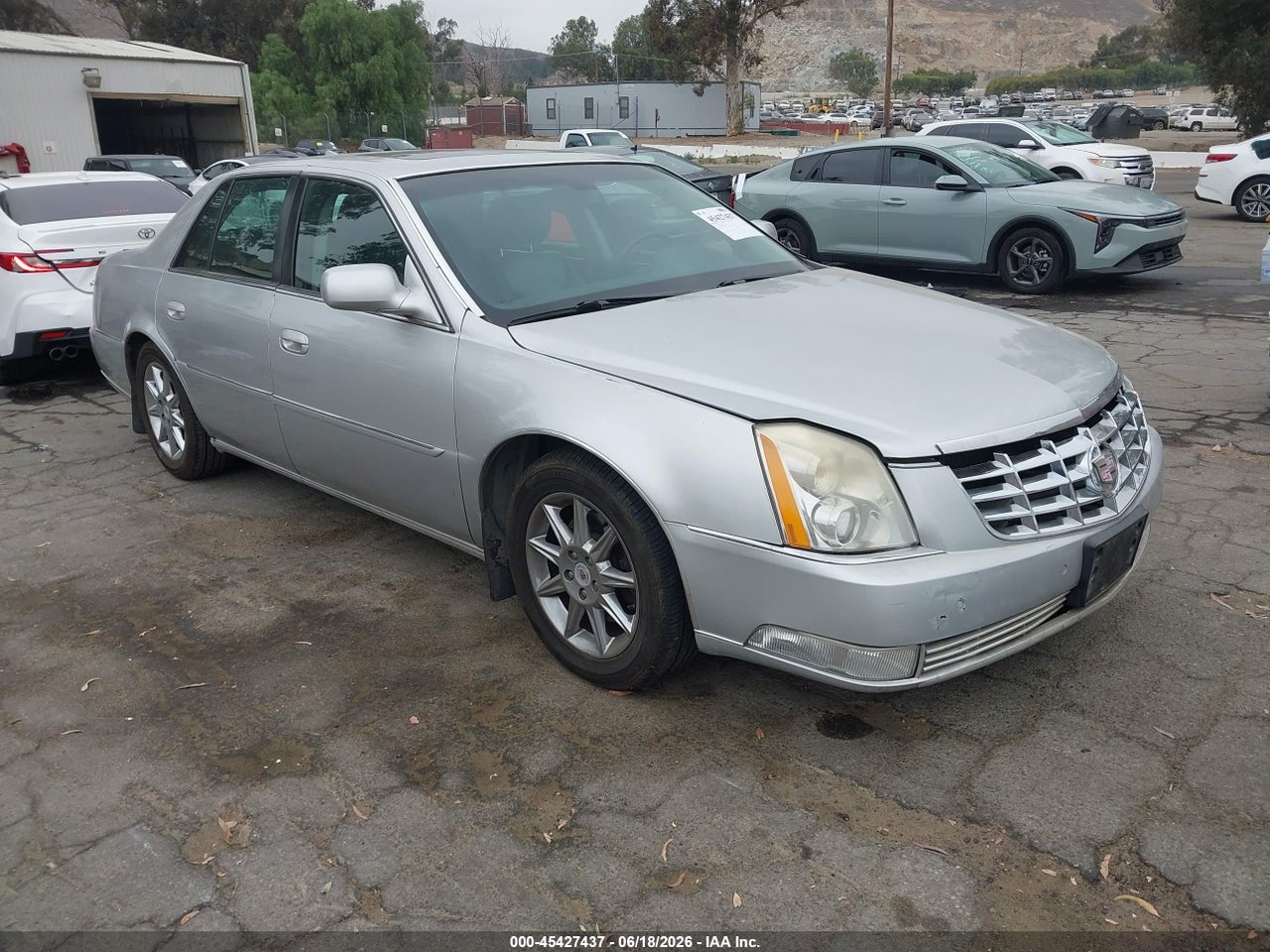1G6KD5E66BU****** · 2011 CADILLAC DTS LUXURY COLLECTION
