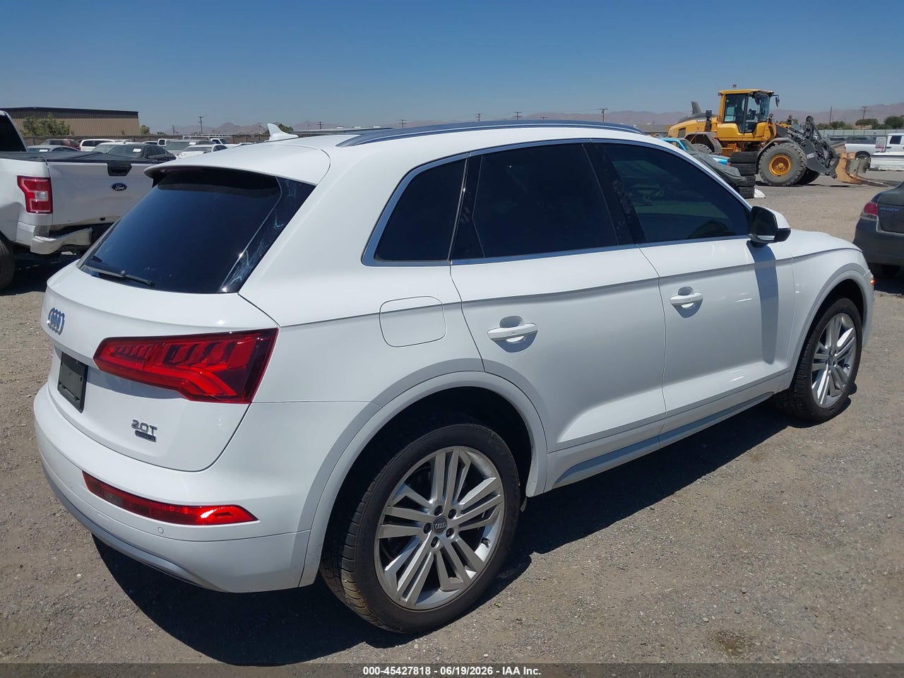 2018 AUDI Q5 2.0T PREMIUM/2.0T TECH PREMIUM · 4/11