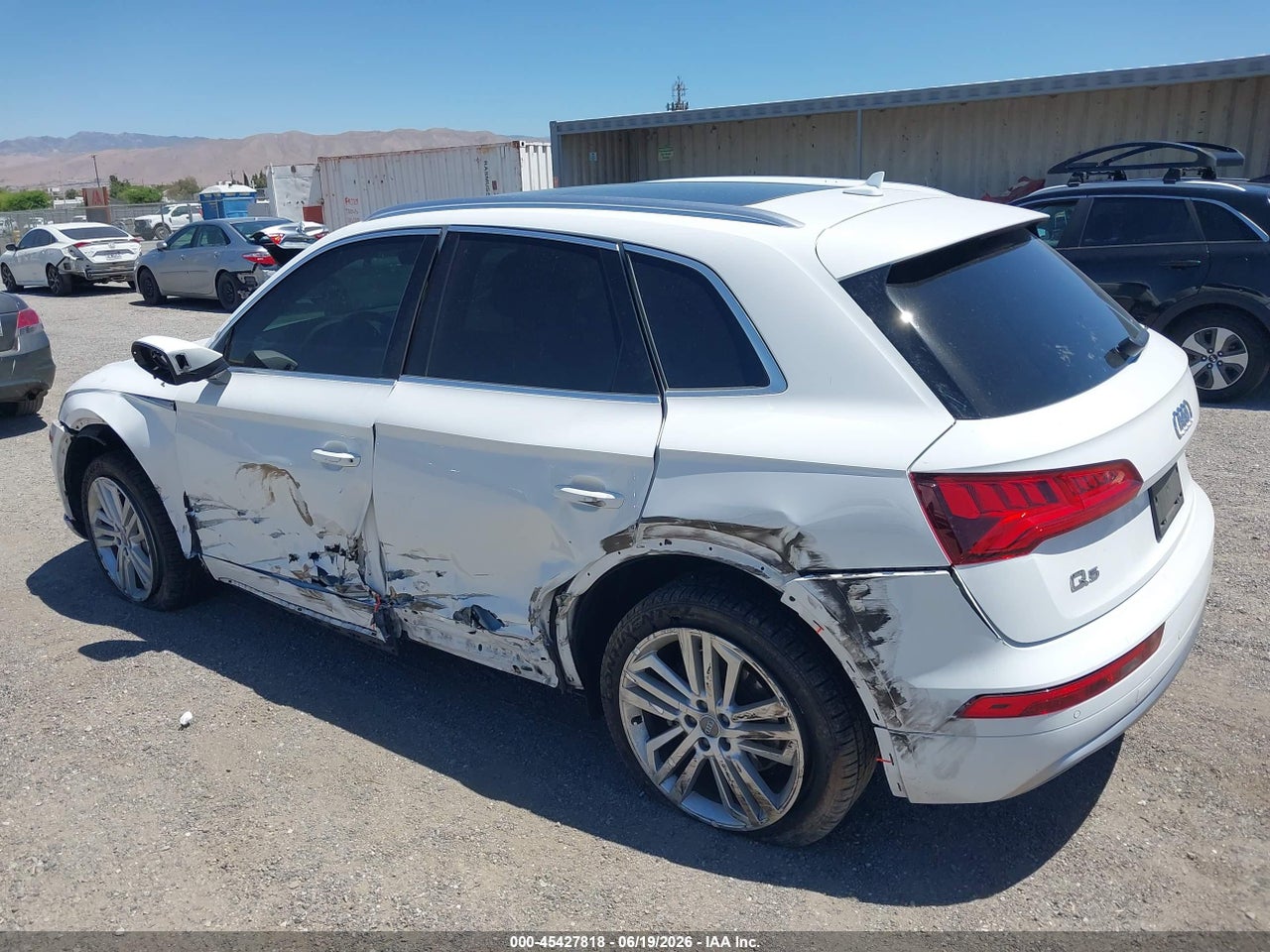 2018 AUDI Q5 2.0T PREMIUM/2.0T TECH PREMIUM · 3/11