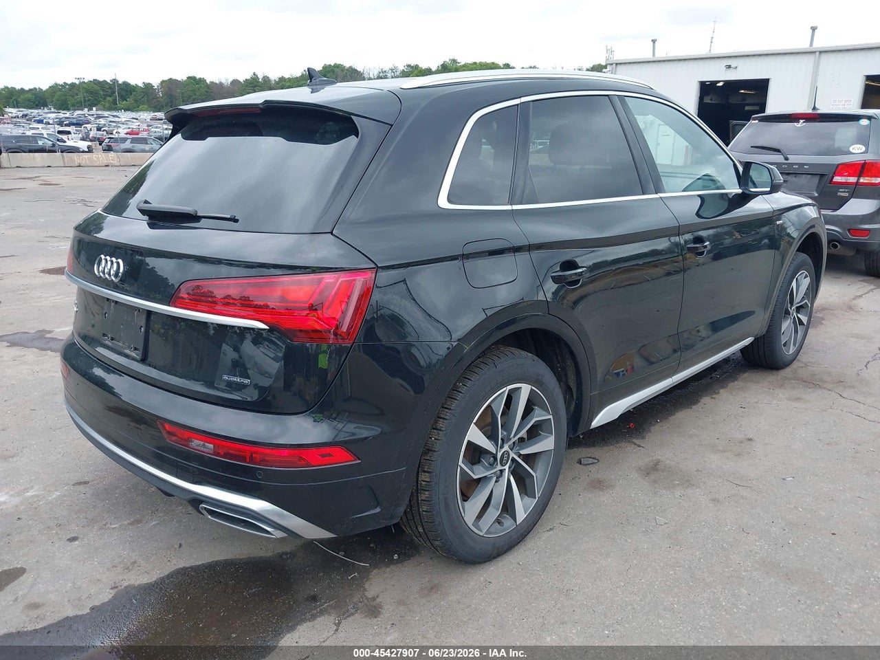 WA1GAAFY9R2****** · 2024 AUDI Q5 PREMIUM 45 TFSI S LINE QUATTRO · 4/11