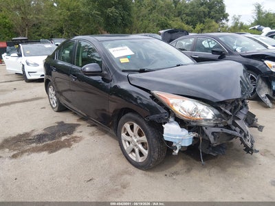 JM1BL1UF6C1****** · 2012 MAZDA MAZDA3 I SPORT