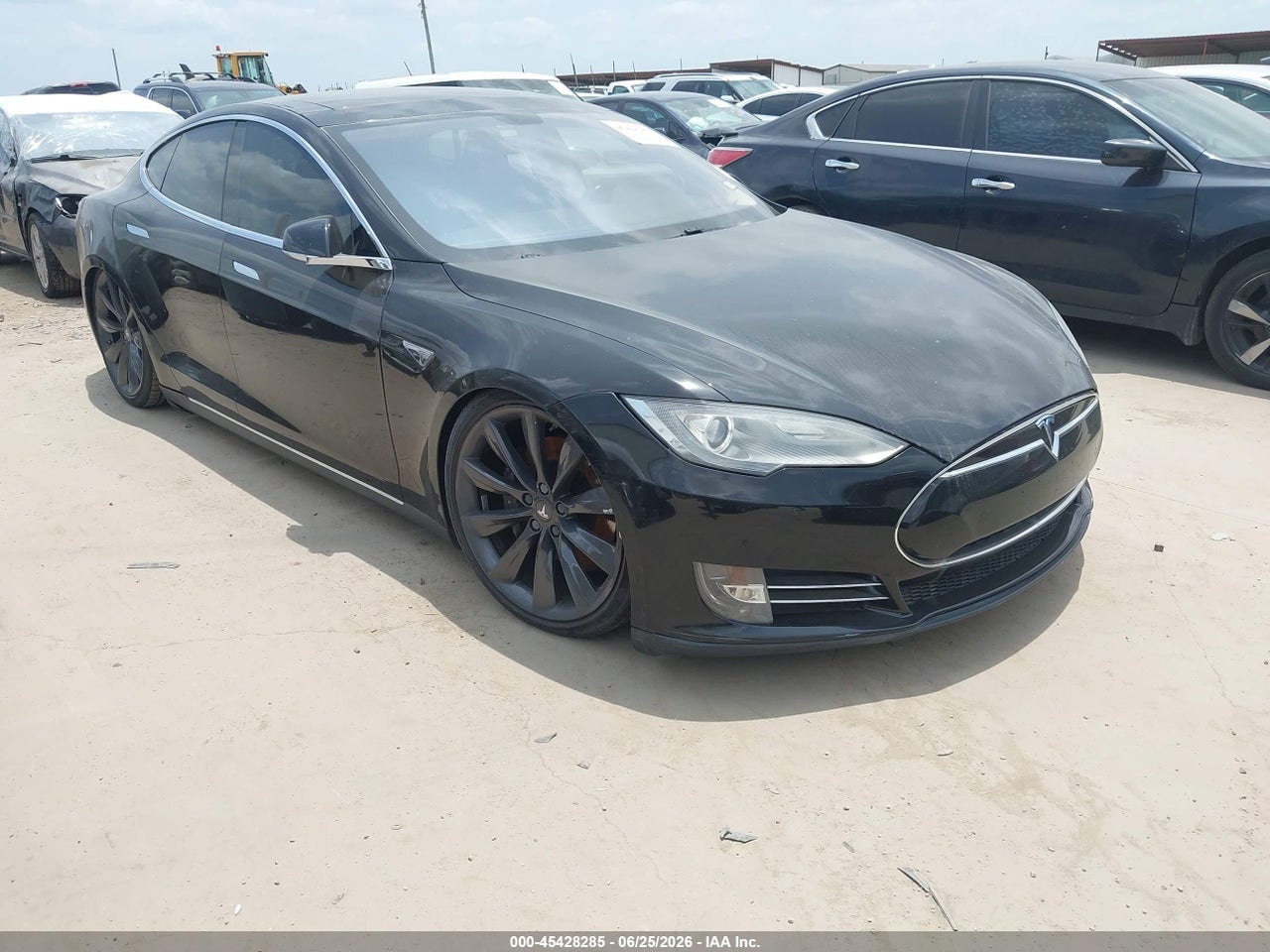 5YJSA1H11EF****** · 2014 TESLA MODEL S P85