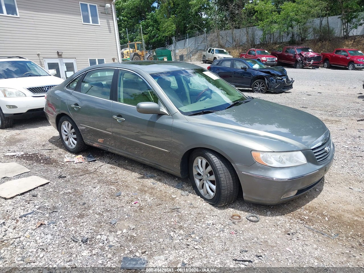 KMHFC46F46A****** · 2006 HYUNDAI AZERA LIMITED/SE