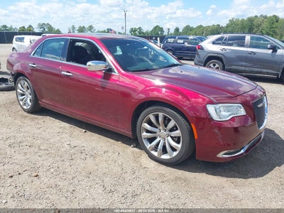 2017 CHRYSLER 300C