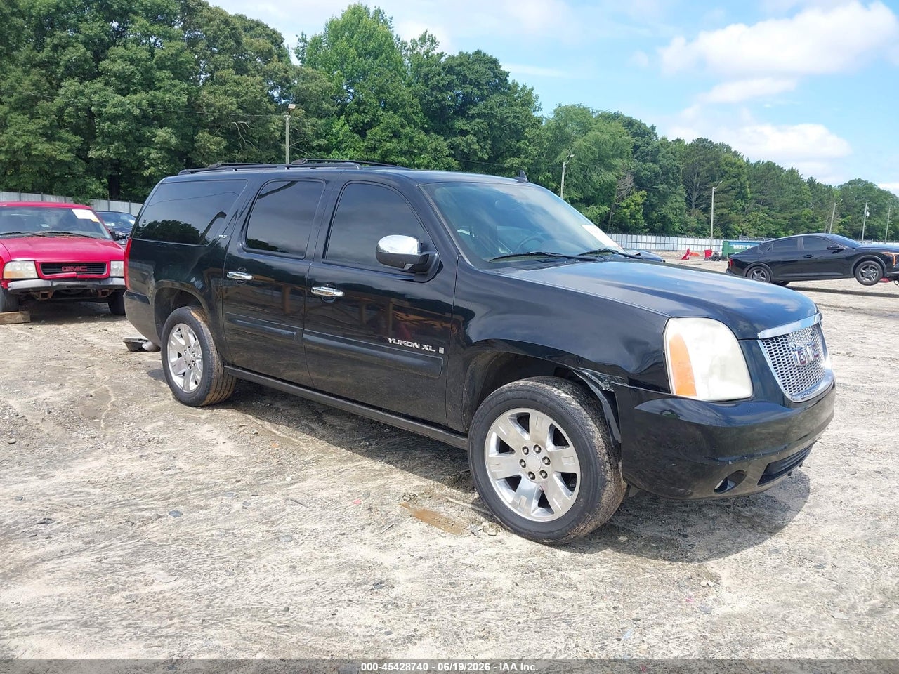 1GKFC16058R****** · 2008 GMC YUKON XL 1500 SLT