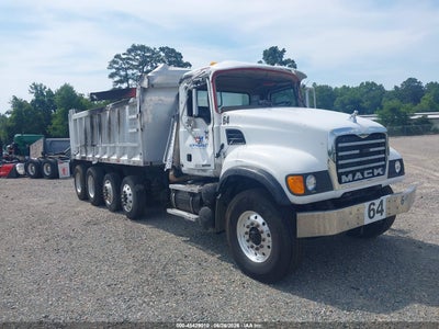 2006 MACK 700 CV700