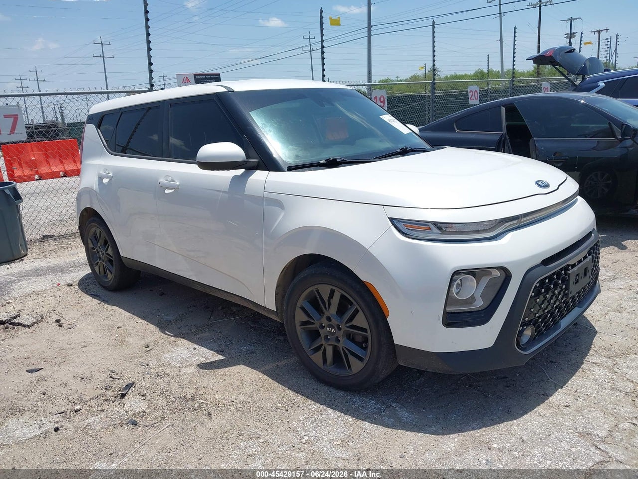 KNDJ33AU6L7****** · 2020 KIA SOUL EX