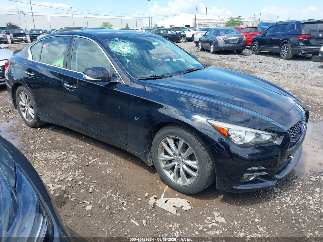 JN1BV7AR9FM****** · 2015 INFINITI Q50 PREMIUM