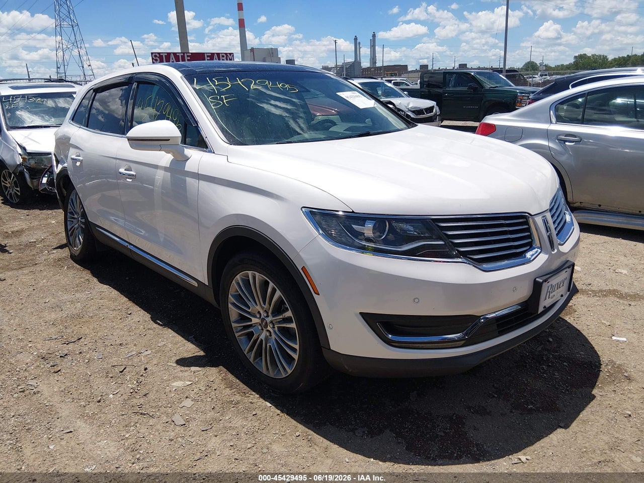 2LMPJ6LR9JB****** · 2018 LINCOLN MKX RESERVE