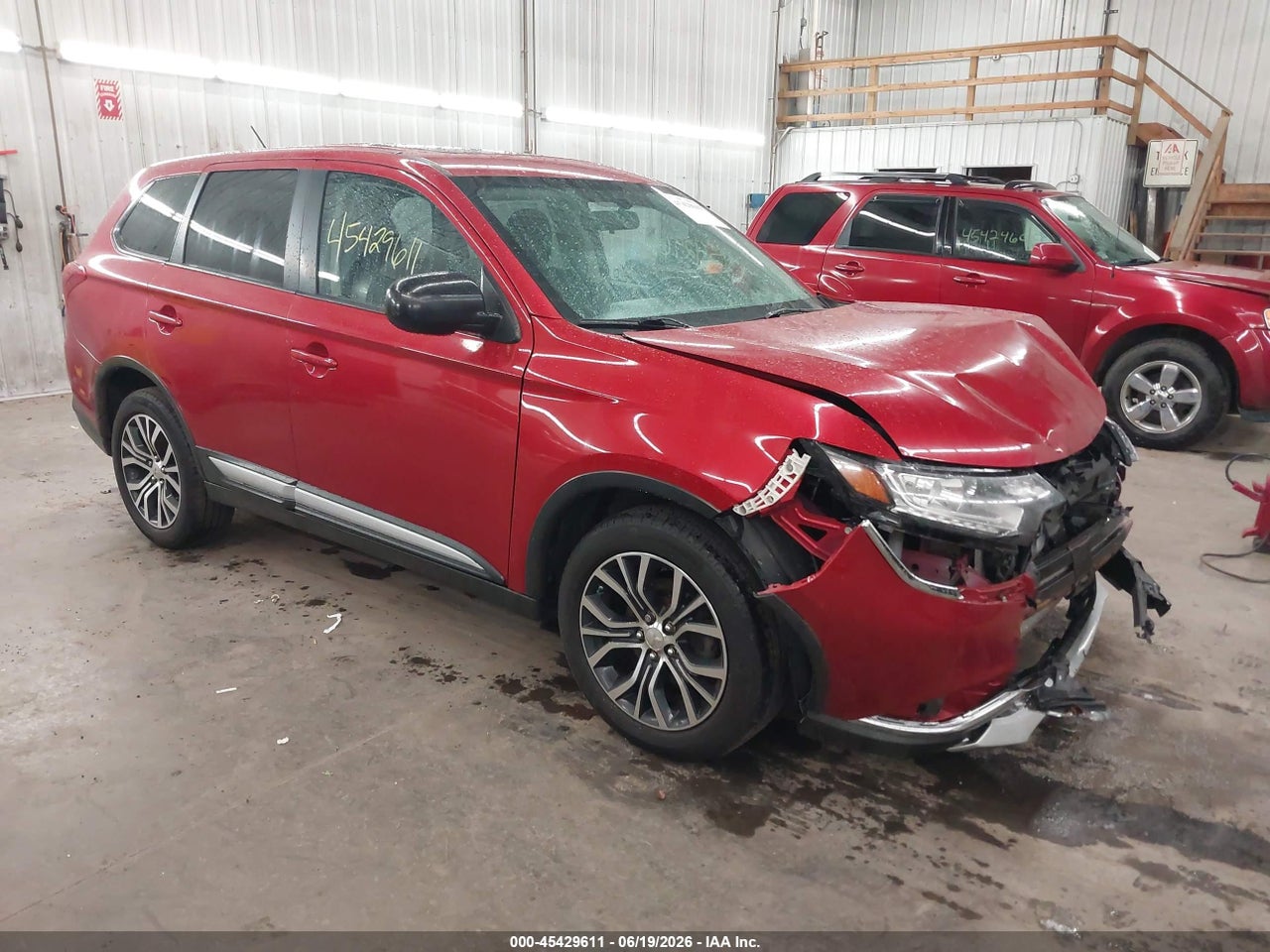 JA4AZ3A36GZ****** · 2016 MITSUBISHI OUTLANDER ES