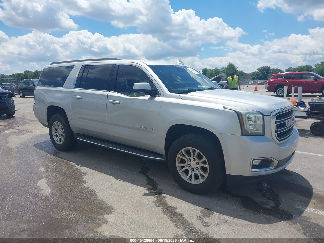 1GKS2HKC3FR****** · 2015 GMC YUKON XL 1500 SLT