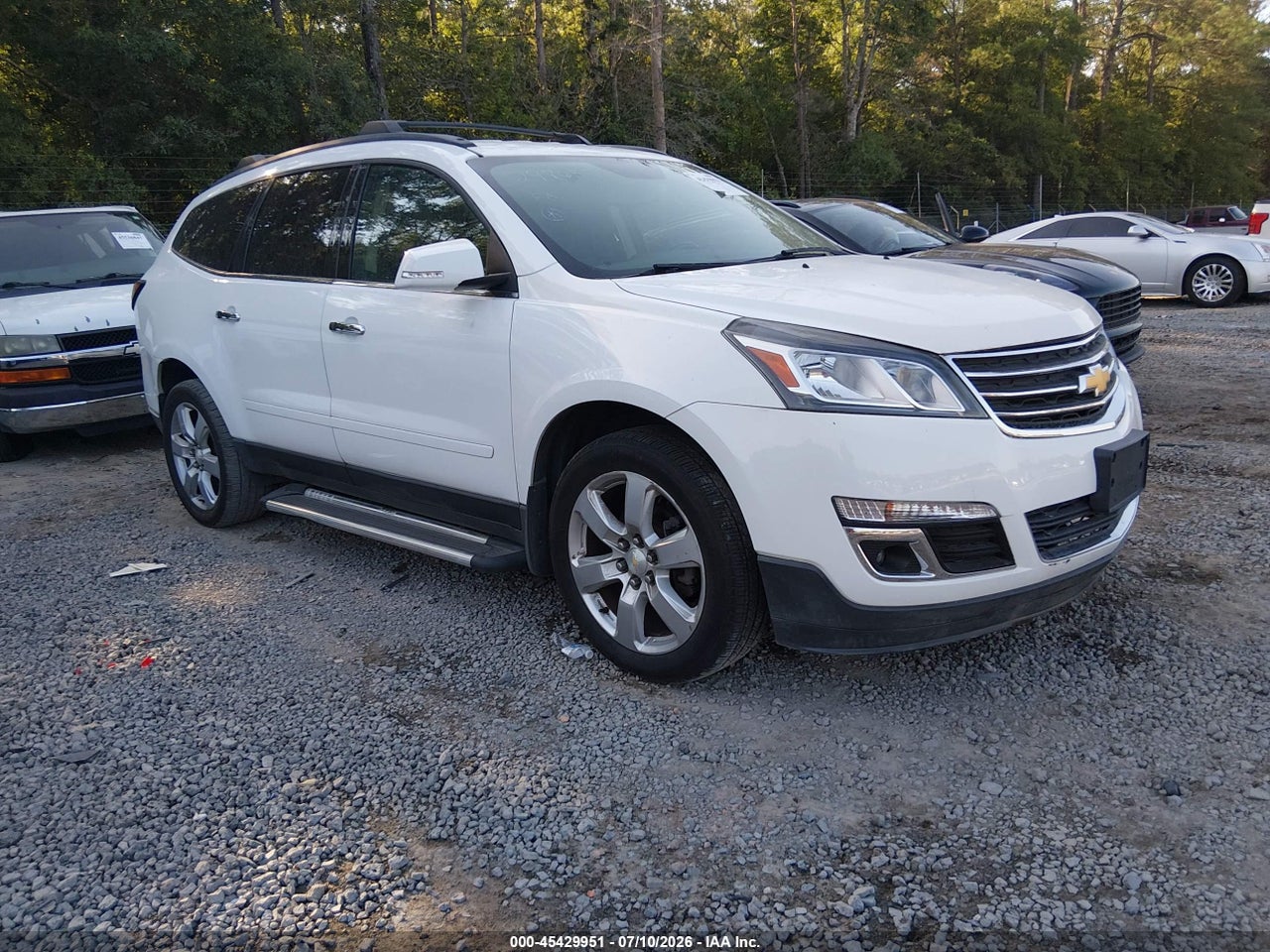 1GNKVGKD1HJ****** · 2017 CHEVROLET TRAVERSE 1LT