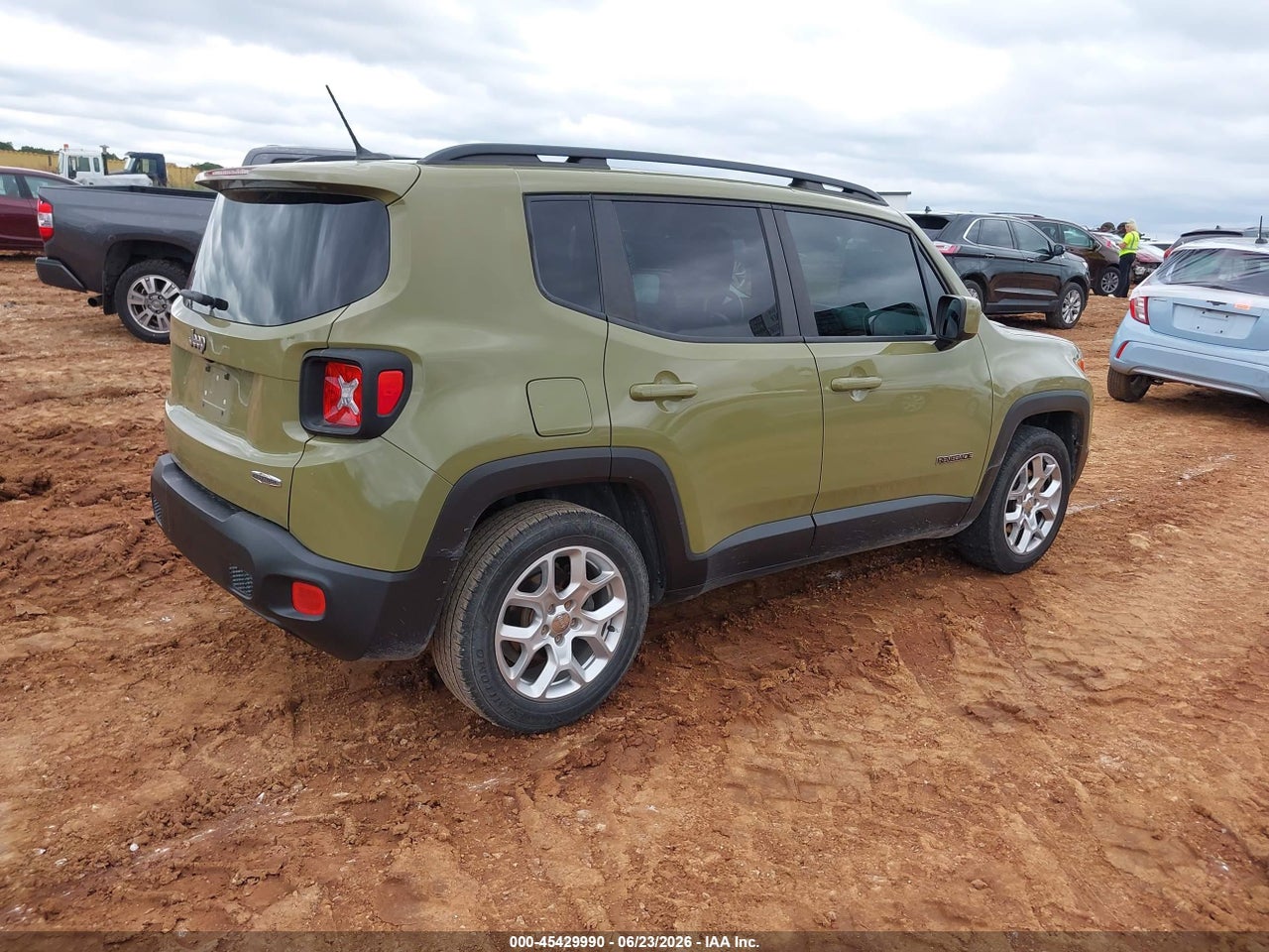 2015 JEEP RENEGADE LATITUDE · 4/11