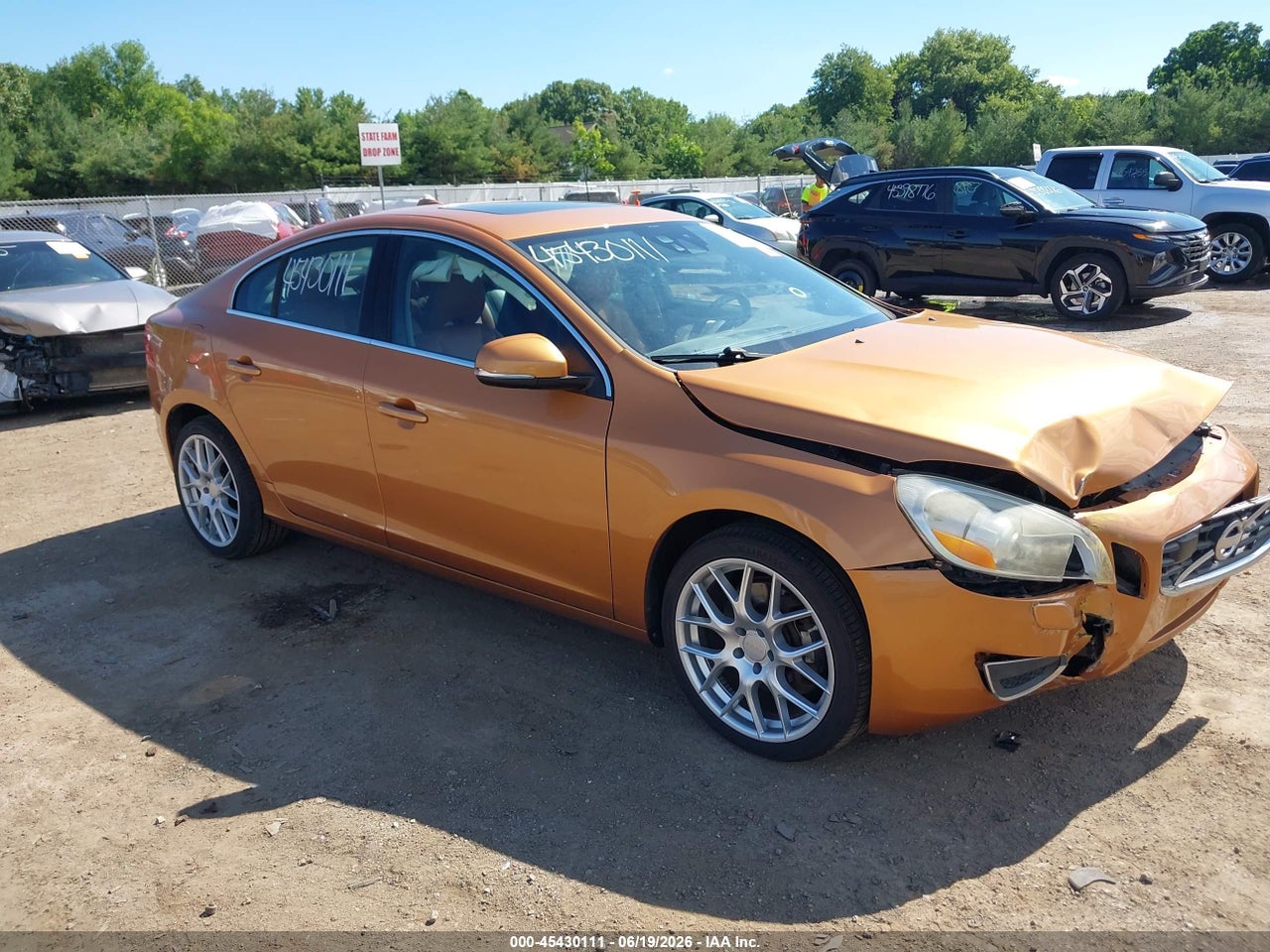 YV1902FH0B2****** · 2011 VOLVO S60 T6