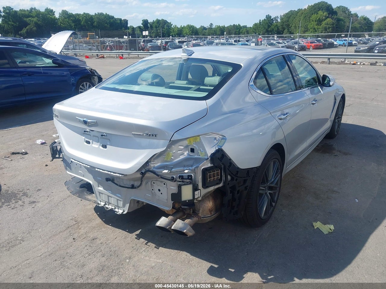 2019 GENESIS G70 2.0T ADVANCED · 4/11